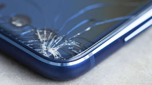 Shadered smartphone camera.