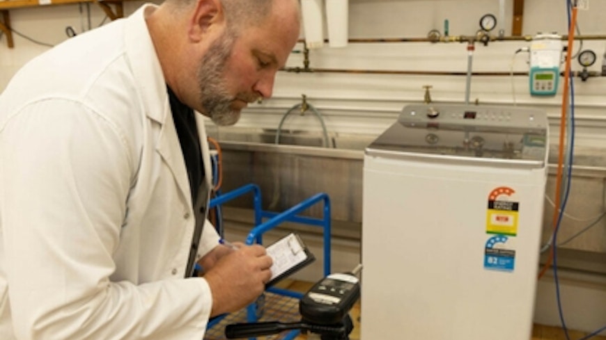 Medium image 416x276