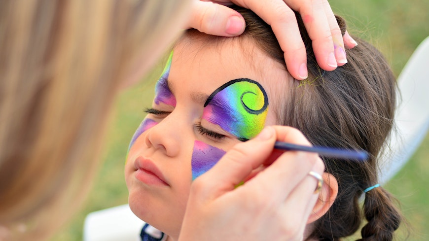 Girl face paint width