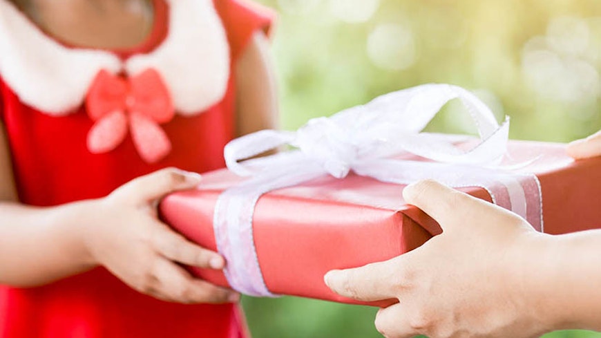 20nov twelve rules of christmas shopping width