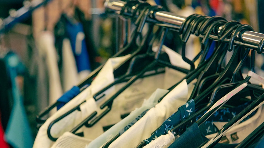 Thrift flipping clothes