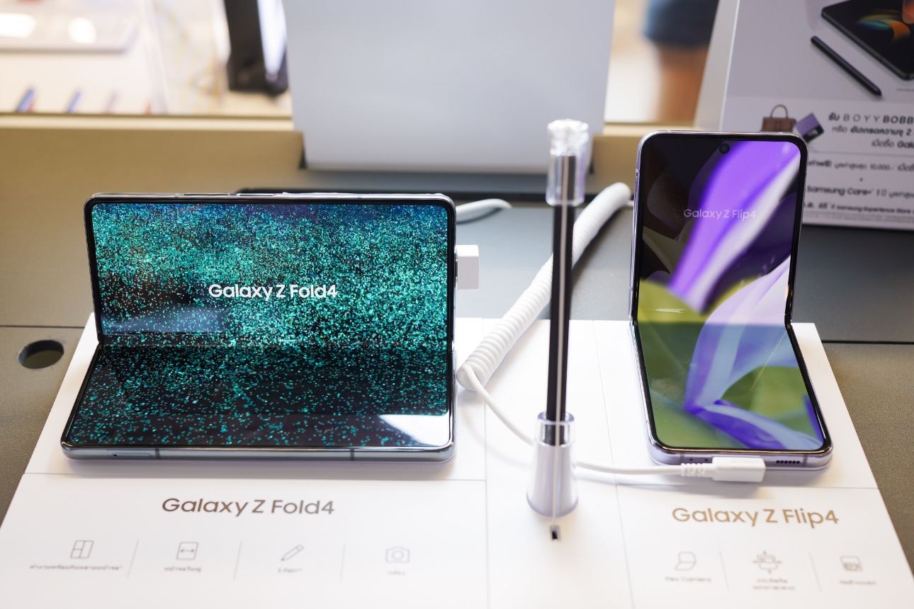 Image of Samsung's flip and foldable phone