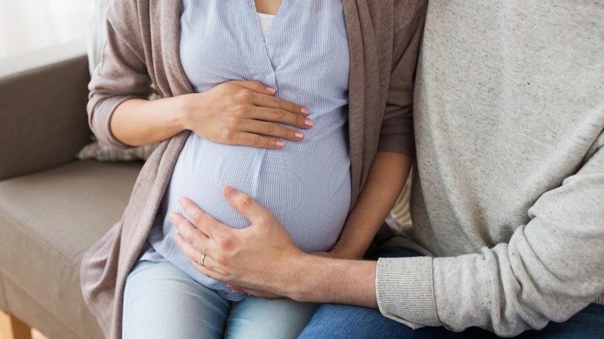 Image of expectant parents
