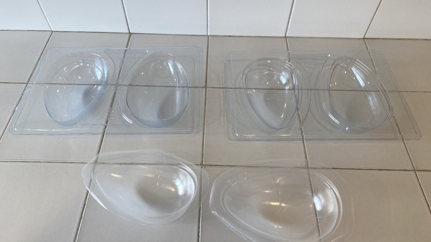 Image of an Easter egg mold