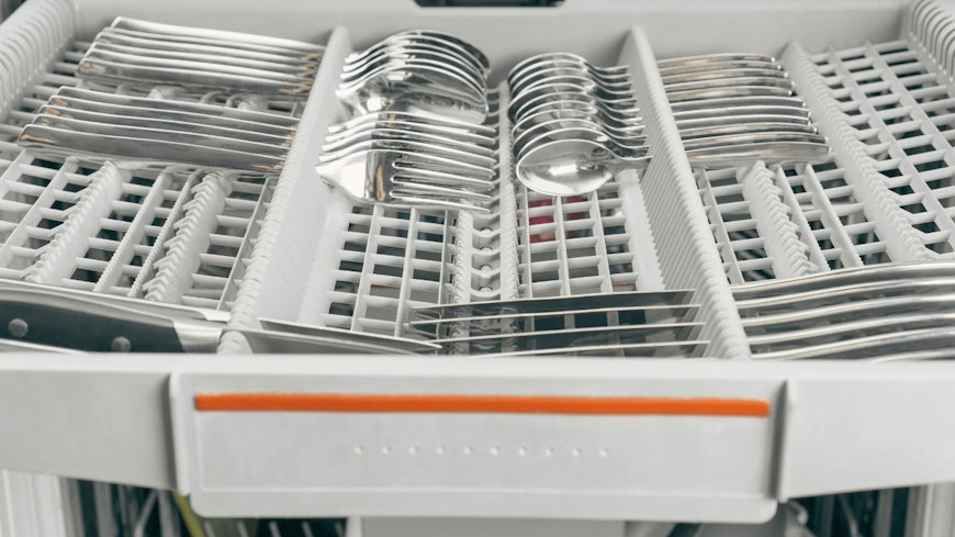 Cutlery tray
