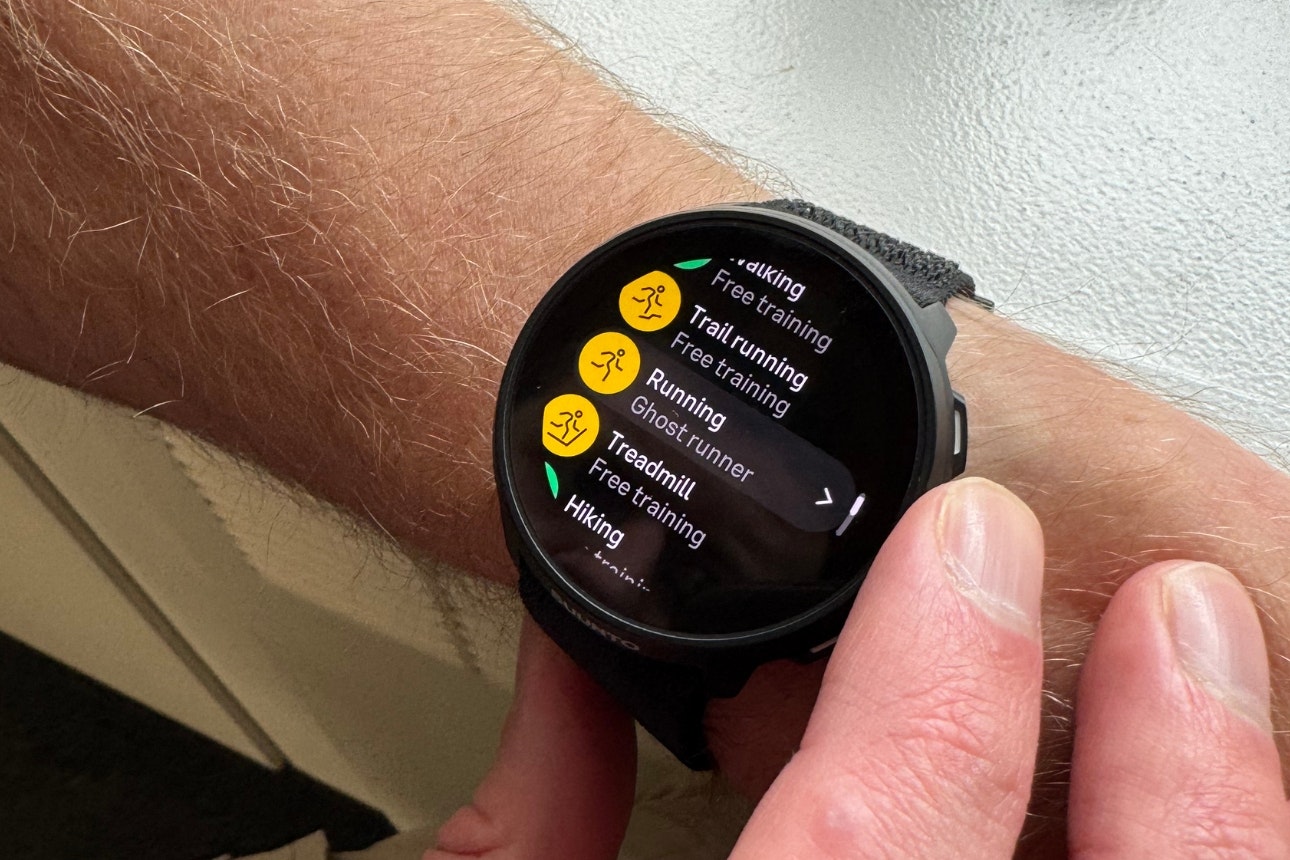 Suunto Run features.